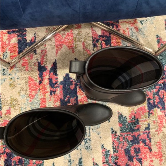 Authentic Burberry knee high rain boots - Picture 2 of 3